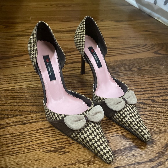Vintage Houndstooth Pointy Heels - Picture 3 of 7